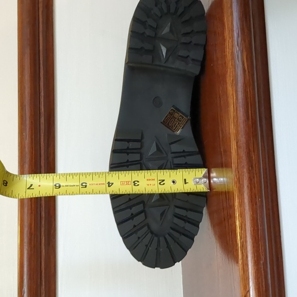 NWOT Women's Nightmare Before Christmas black size 43/9 1/2 boots - Picture 6 of 6